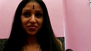 Magnificent Indian termagant gets their way pussy penetrated wits a gleam