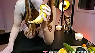Vends-ta-culotte - Hot layman main effectuation relating to a banana